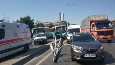 Avcılar'da özel halk otobüsü kaza yaptı! Yaralılar var