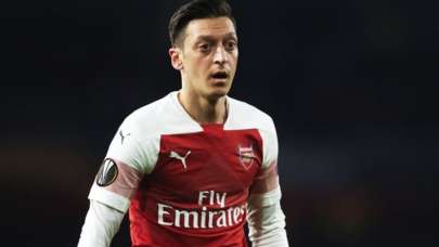 Mesut'tan Almanlara: Saygı duysunlar