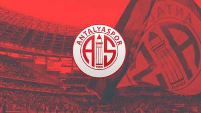 Antalyaspor'da yeni teknik direktör belli oldu! İşte o isim