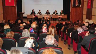 Kastamonu Belediyesi'nden 'İstiklal Yolunda Türk Kadını' Paneli