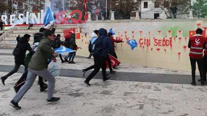 Sivaslılar 'Çin Seddi'ni yıktı