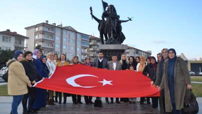 MHP'li Erbaş: Gökyüzüne baktığında her zaman hilâl ve ay göreceksin