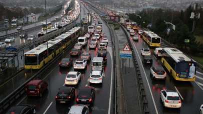 İstanbul'da trafik yoğunluğu yüzde 80'e ulaştı