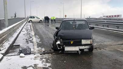 Sakarya'da buzlanma!  9 araç birbirine girdi