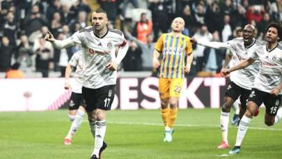 Beşiktaş 3 puanı 2 golle aldı