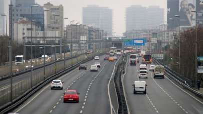 Haftanın ilk iş gününde yollar boş kaldı