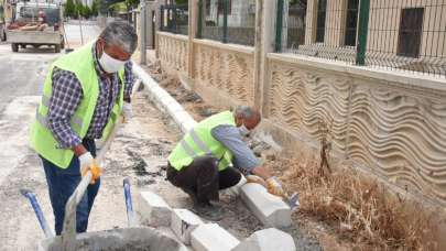 Toroslar Belediyesi üretiyor, ilçe güzelleşiyor