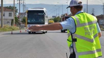 Seyahat kısıtlaması 15 gün daha devam edecek