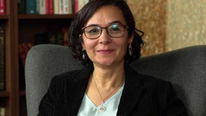 Prof. Dr. Serap Şimşek: Sosyal mesafeyi korumak zorundayız