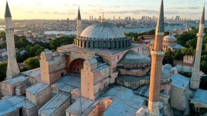 Yunandan küstah Ayasofya çıkışı