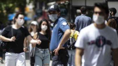 Maske cezasından bir gün sonra virüse yakalandı