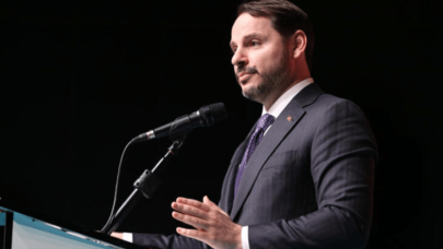 Bakan Albayrak: Staj seferberliği programımız tam gençlerimize göre