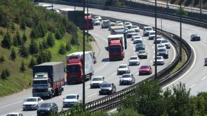 Bayram dönüşü trafik yoğunluğu başladı