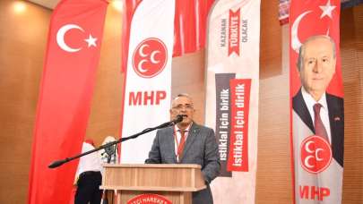 MHP Sarıçam'da Mustafa Kızılelma tekrar ilçe başkanı