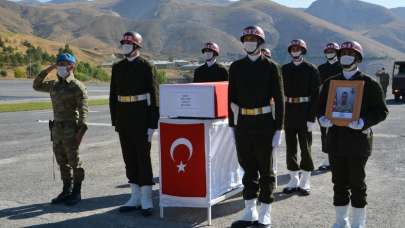 Şehit Ümit Çıkın için Hakkari’de tören düzenlendi