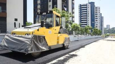 Toroslar Belediyesi, ilçeye 240 bin ton asfalt döktü