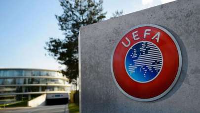 UEFA'dan ''5 oyuncu değişikliği'' kararı