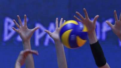 İzmir'deki voleybol maçları ertelendi