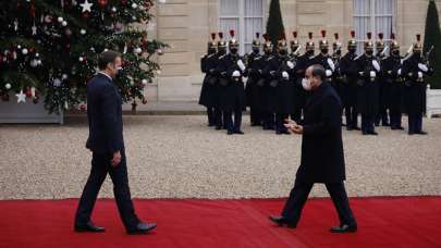 Macron'a 'Sisi' tepkisi! ''Hayret ediyoruz''