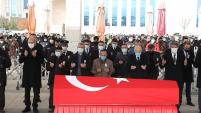 Trafik kazası sonucu şehit olan polis memuru son yolculuğuna uğurlandı