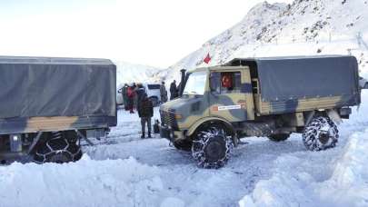 Hakkari'de çığ faciasından acı haber! Şehit sayısı yükseldi