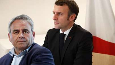 Eski sağlık bakanından Macron'a tepki