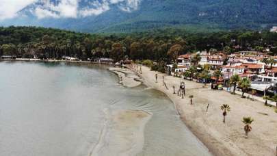 Muğla'da deniz suyu 40 metre çekildi