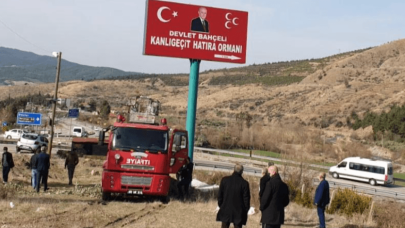 Devlet Bahçeli Düziçi Kanlıgeçit Hatıra Ormanı’nın tabelası dikildi