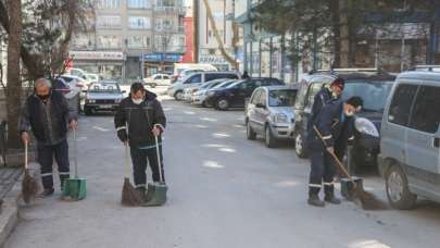 Kütahya'da cadde ve sokaklarda kapsamlı temizlik