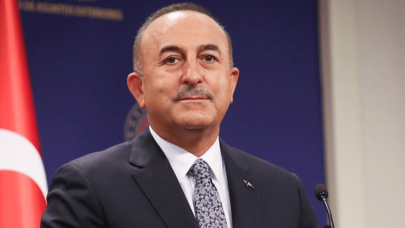 Bakan Çavuşoğlu'ndan İstiklal Marşı'nın 100. yılı paylaşımı