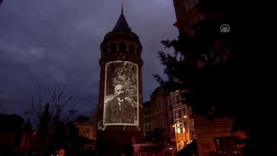 İstiklal Marşı’nın 100. yılına özel Galata Kulesi'nde gösteri