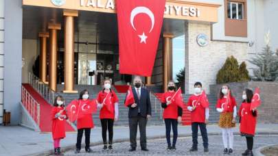 Talaslı Öğrencilerden İstiklal Marşı klibi