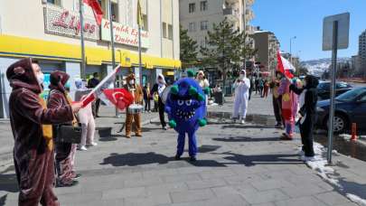 Talas'ta maskotlu bando takımı hafta sonuna damga vurdu