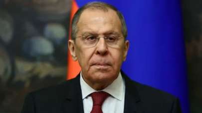 Lavrov’dan muhabire tepki