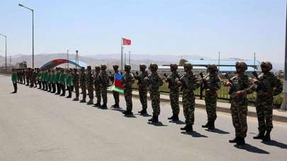 Azerbaycan ve Türk askerleri ortak tatbikat yaptı