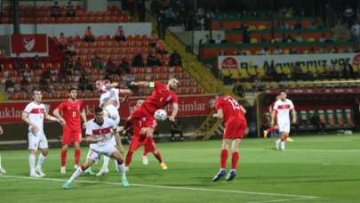 A Milli Takım, Azerbaycan'ı 2-1 mağlup etti