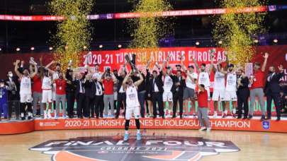 Tarihi zafer! Anadolu Efes, EuroLeague şampiyonu