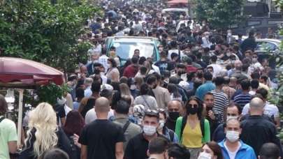 Taksim Meydanı ve İstiklal Caddesi'nde yoğunluk