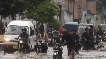 Pakistan'da felaket: Çok sayıda ölü var