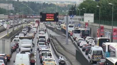 İstanbul'da trafik yoğunluğu yüzde 72'ye ulaştı