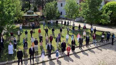 Bilim Kurulu Üyesi'nden 'açık alanda bayramlaşın' tavsiyesi