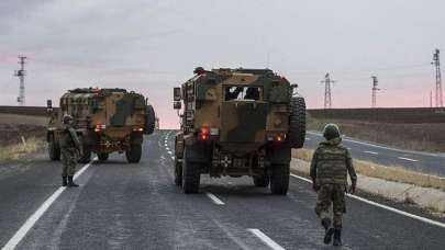 Siirt'te hain saldırı! Askeri aracın geçişi sırasında patlama