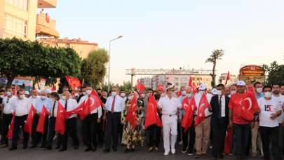 Başkan Yılmaz, hemşerileriyle demokrasi̇ nöbetinde buluştu