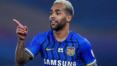 Alex Teixeira'dan Beşiktaş taraftarını heyecanlandıran paylaşım