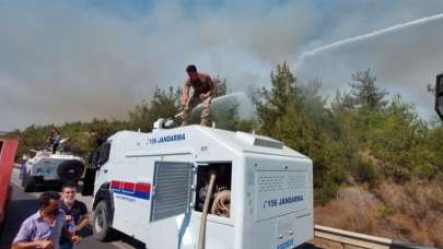 Hatay'da kontrol altına alınan yangının soğutma çalışmaları sürüyor