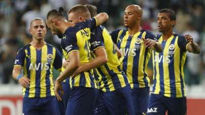 63 sezonluk Süper Lig'de zirve Fenerbahçe'nin