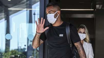 Beşiktaş Alex Teixeira ile sözleşme imzaladı