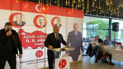 MHP'nin "Adım Adım 2023, İl İl Anadolu" heyeti İstanbul'da ziyaretlerini sürdürüyor