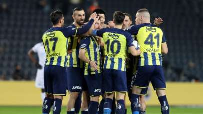 Fenerbahçe'nin Adana Demirspor kadrosu açıklandı