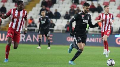 Beşiktaş, 3 puanı 3 golle aldı!